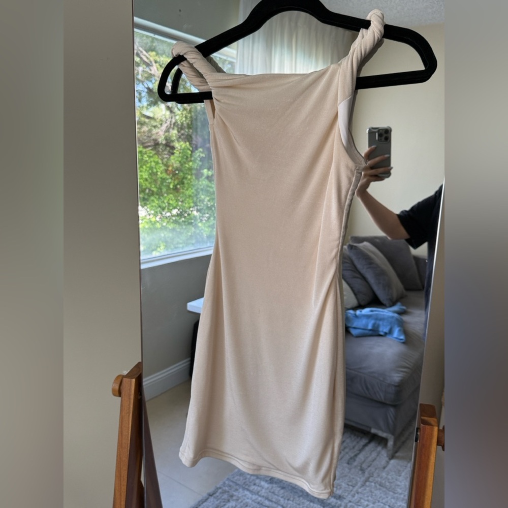 Johansen Elegant Cream Sleeveless mini Dress